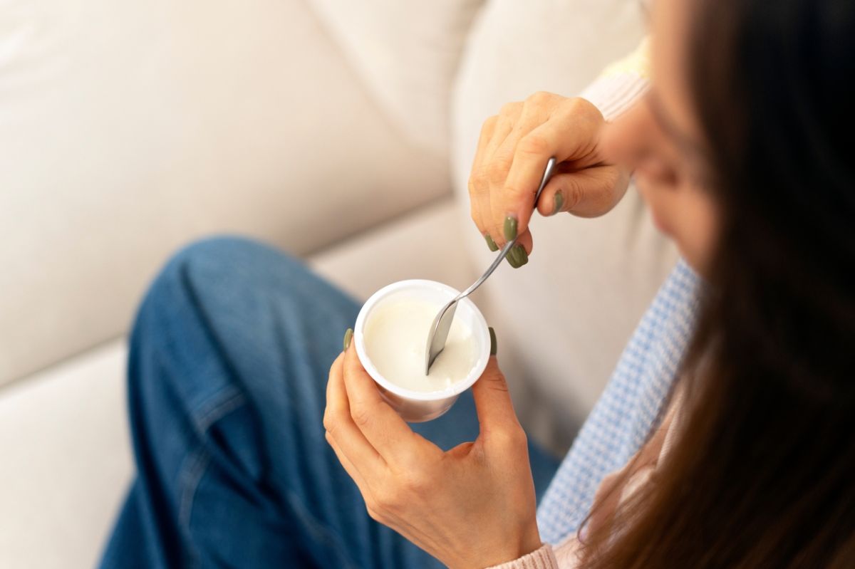 Le yaourt nature : l'allié santé incontournable des nutritionnistes