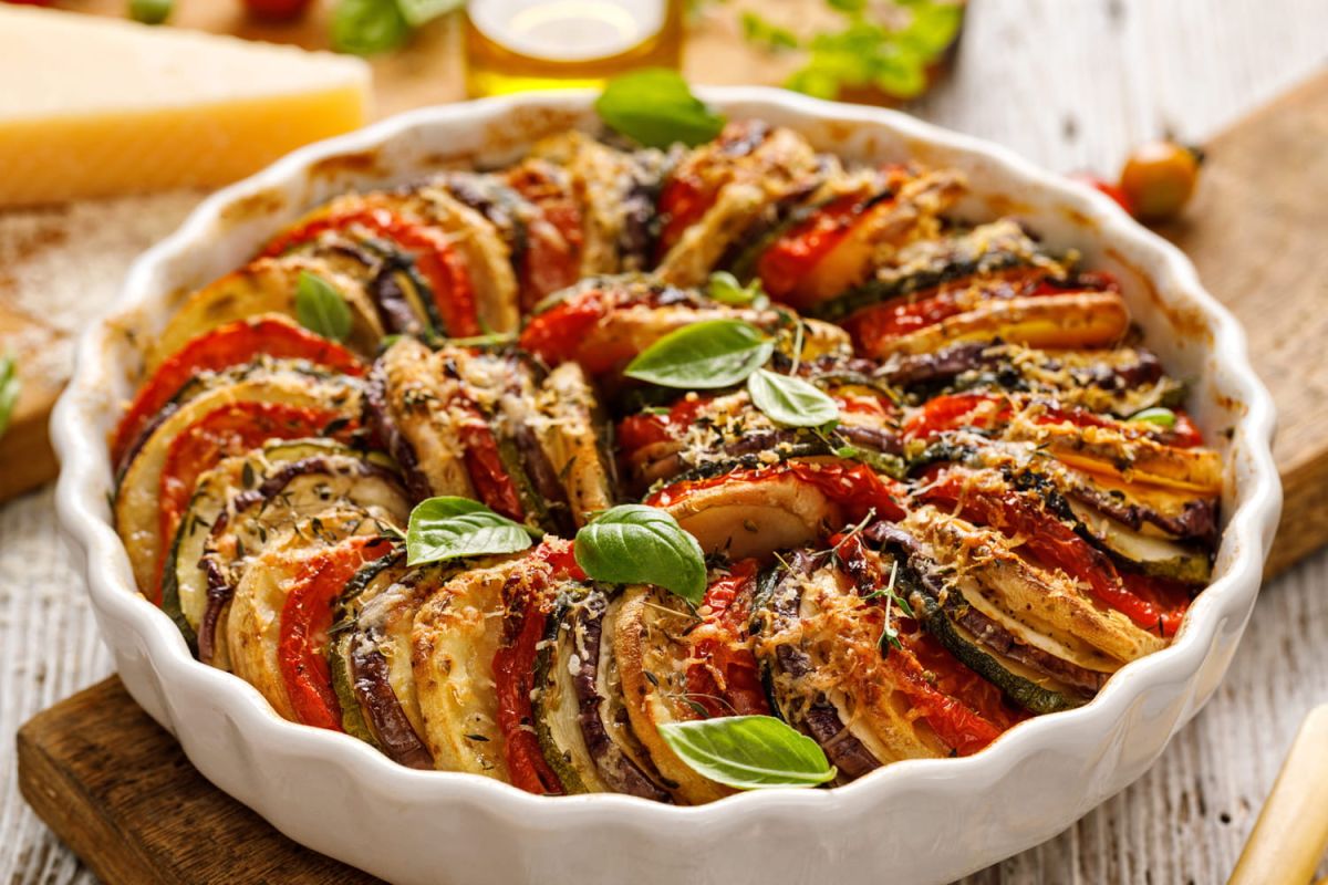 Tian de légumes à la grand-mère : l’art de la cuisson savoureuse