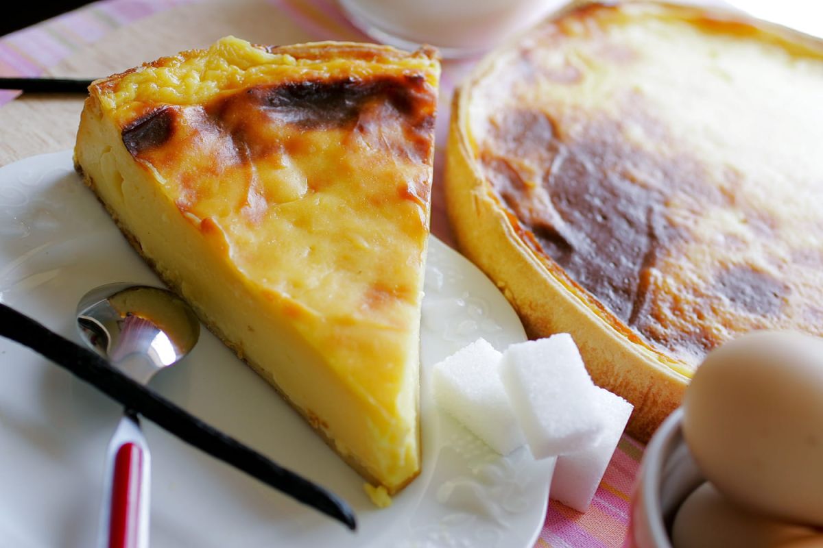 Nina Métayer partage sa recette secrète pour un flan parisien irrésistible