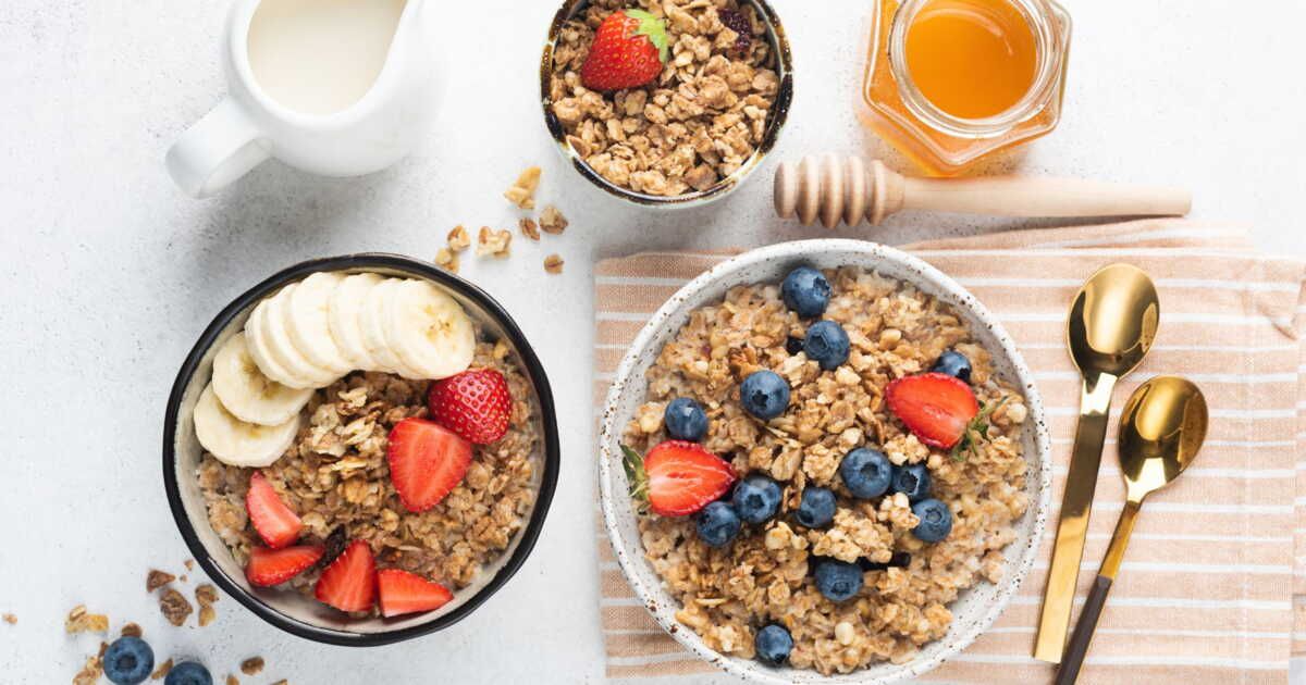 Commencez la journée en beauté avec ces 7 recettes légères à base de flocons d’avoine