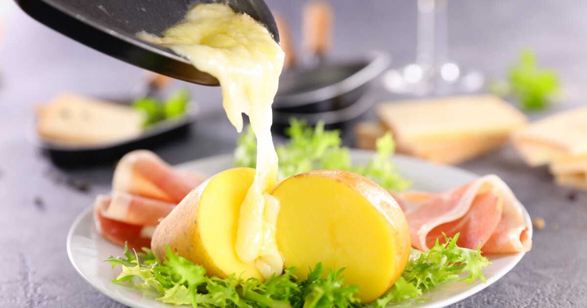 L'origine fascinante de la raclette : un voyage au cœur du Moyen-Âge