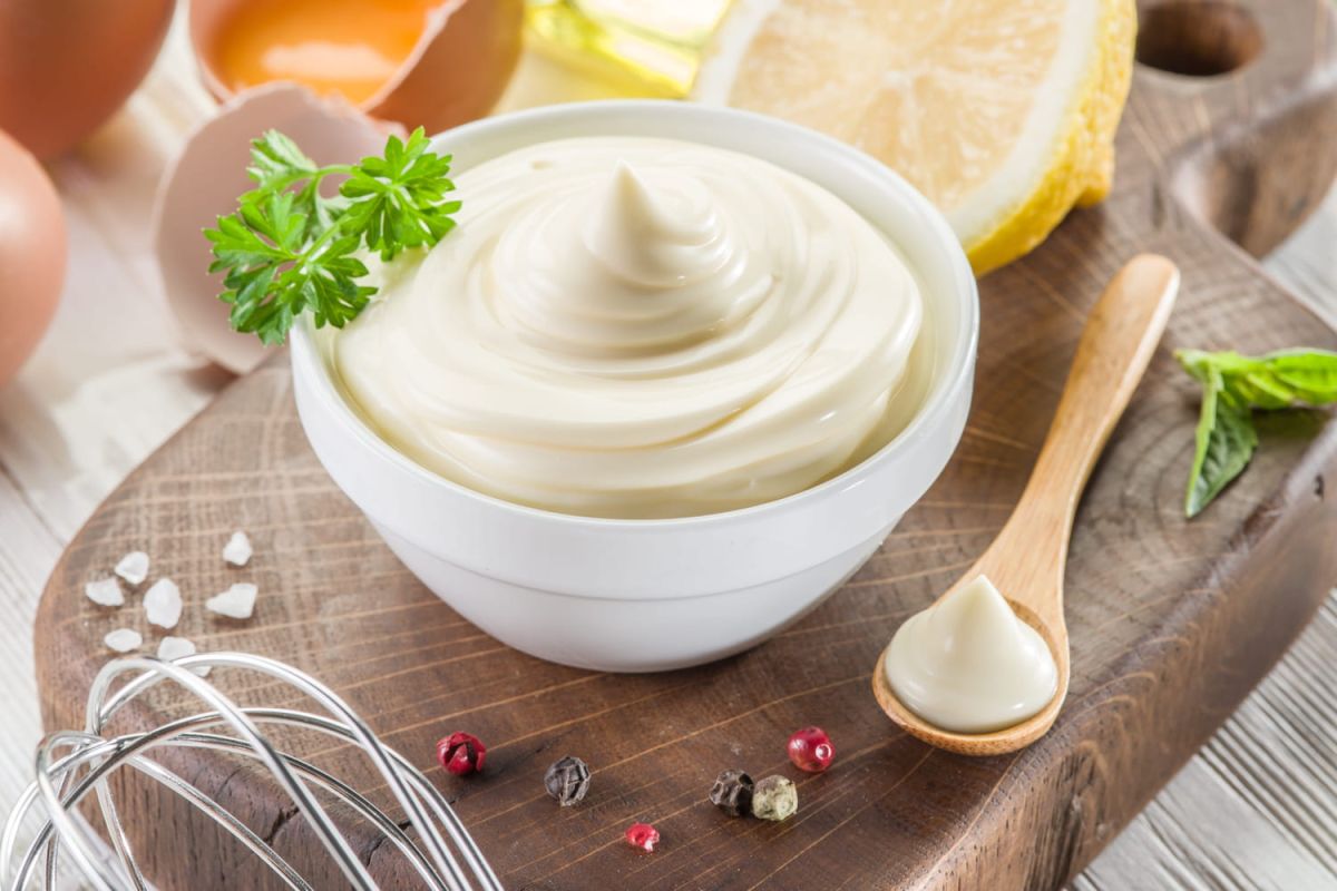 une mayonnaise légère et crémeuse : une alternative savoureuse sans huile