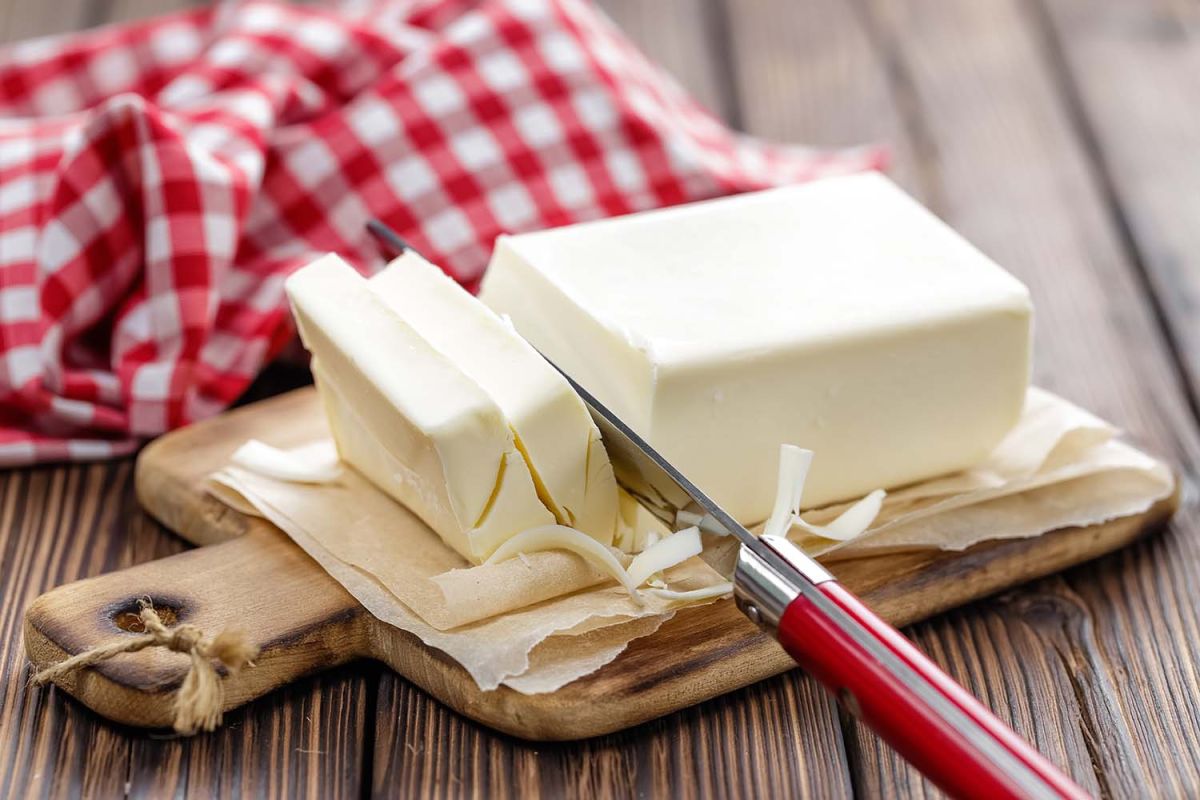 Des astuces pratiques pour ramollir le beurre en un clin d'œil