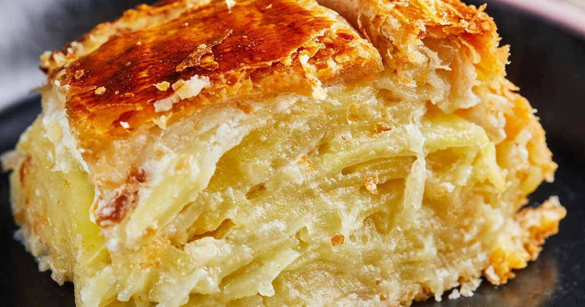 Savourez une tourte de pommes de terre au reblochon, réconfort garantie